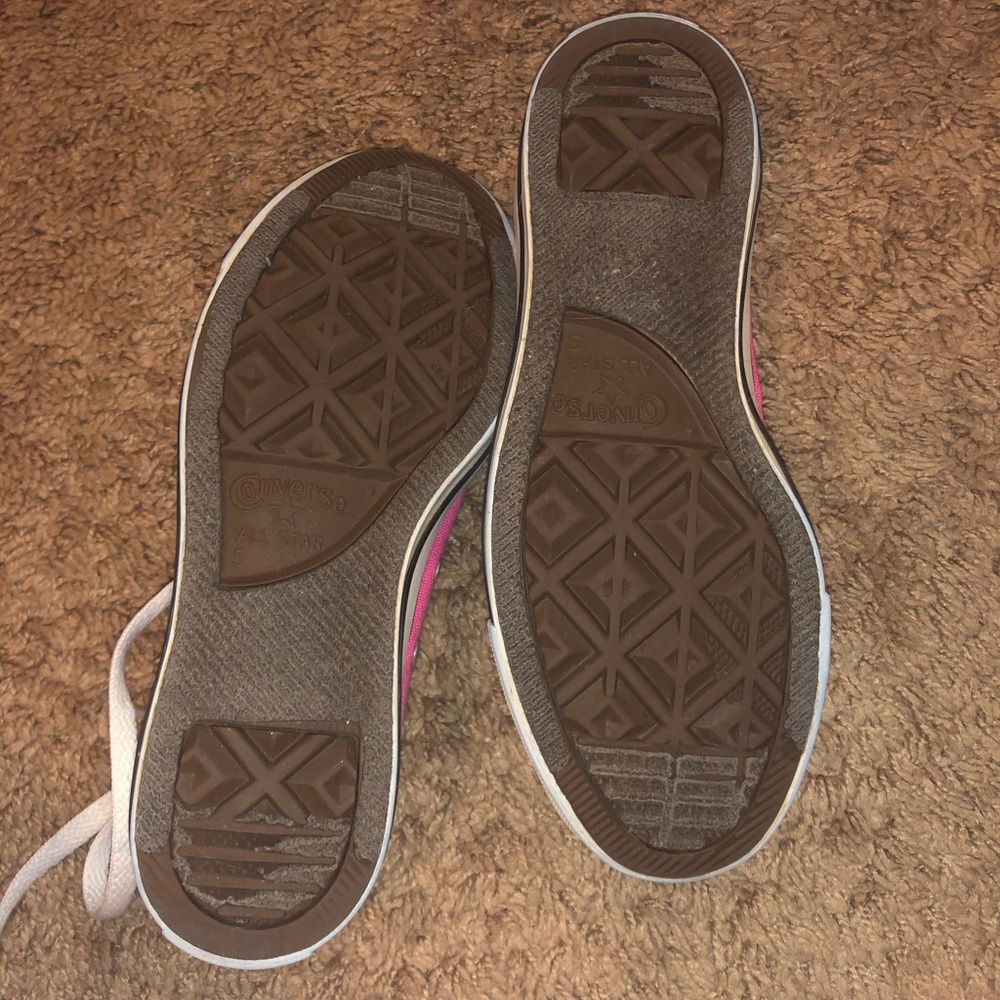 Pink converse - Picture 2 of 2
